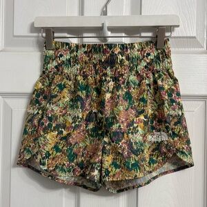 The North Face Never Stop Woven Shorts Multicolor Girls Large NWT